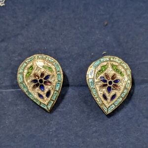 Vrg Estate Demi Aqua Blue Green Enamel Floral Pattern Pierced Earrings